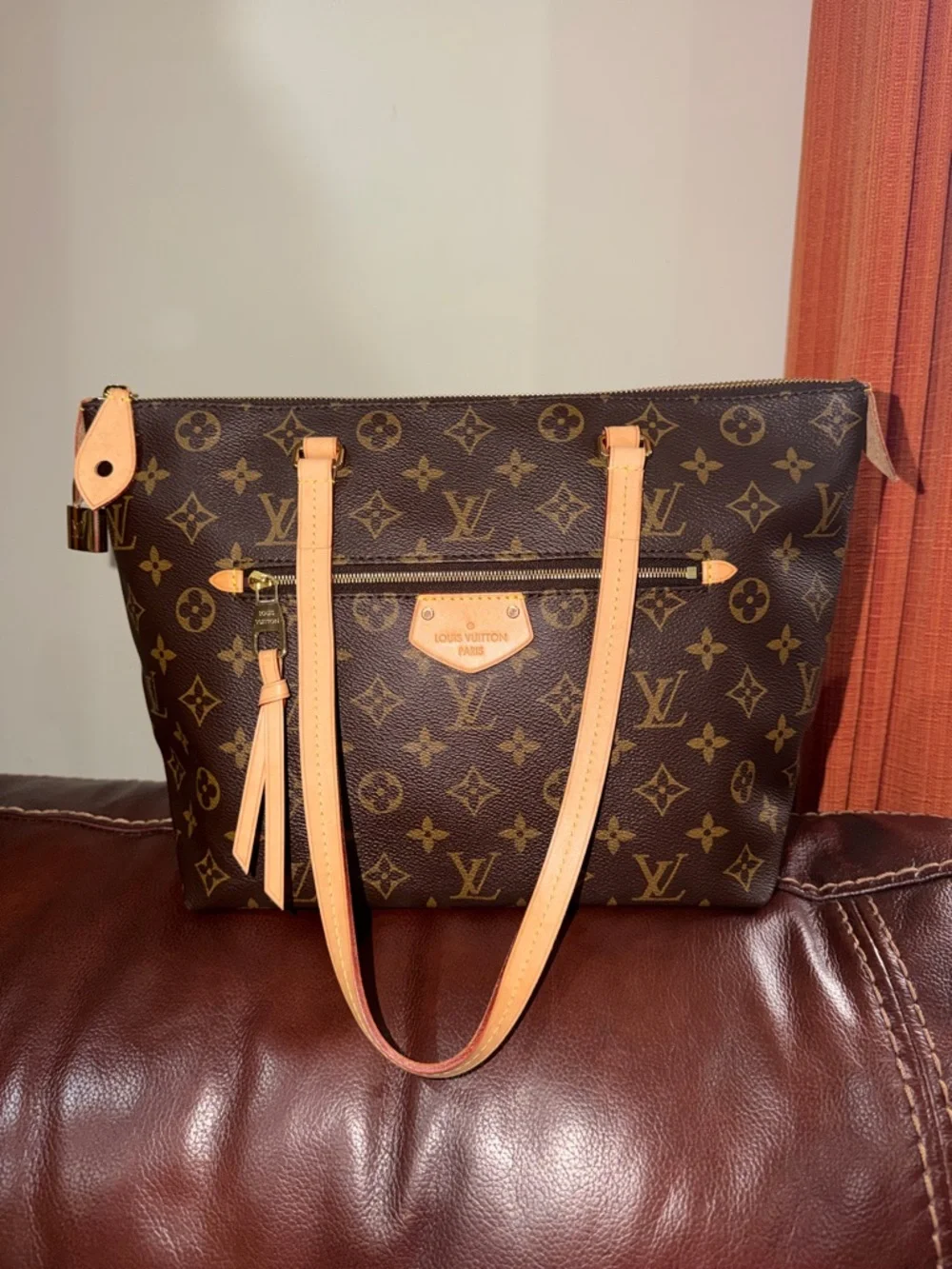 ‼️Authentic Louis Vuitton Lena PM Monogram Tote Shoulder Bag